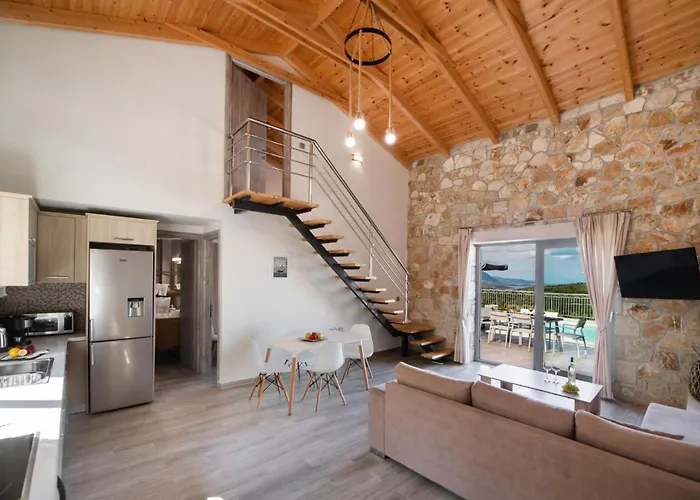 Stamatina Βίλα Κατομέρι