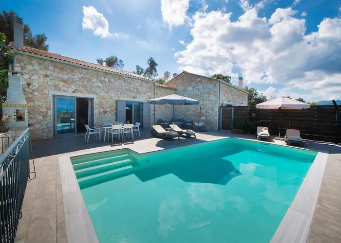 Stamatina Βίλα *